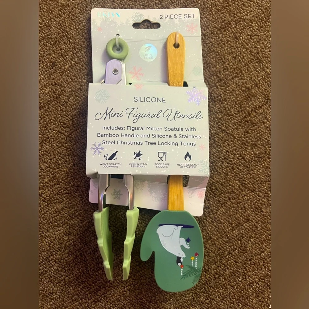 Silicone 2 mini figural piece utensils NWT